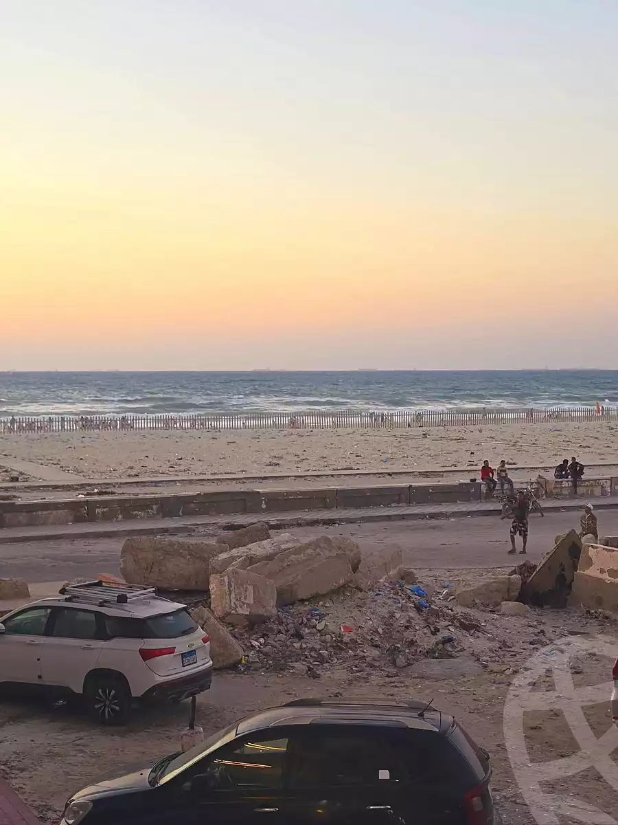 https://aqarmap.com.eg/ar/listing/7102842-for-sale-alexandria-al-agamy-shataa-el-nakheel