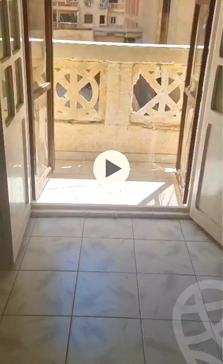 https://aqarmap.com.eg/ar/listing/7102921-for-sale-alexandria-sydy-bshr-sydy-bshr-bhry