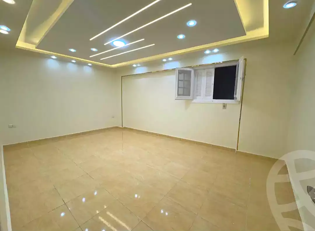 https://aqarmap.com.eg/ar/listing/7102992-for-sale-alexandria-sydy-bshr-sydy-bshr-bhry-khalil-hamada-st