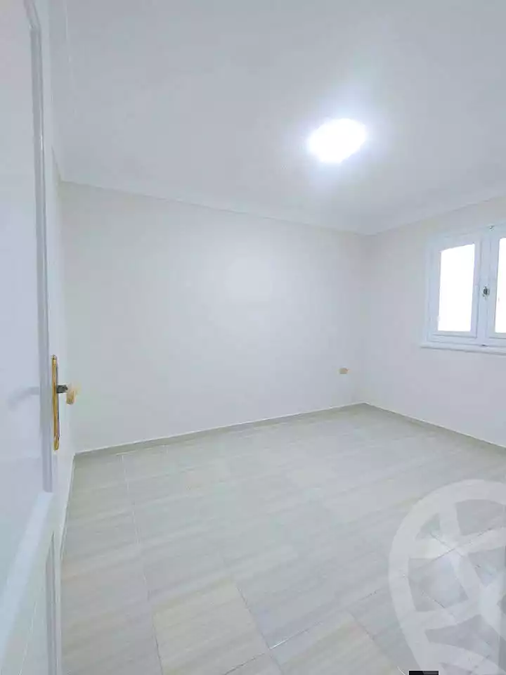 https://aqarmap.com.eg/ar/listing/7103237-for-sale-alexandria-al-agamy-shataa-el-nakheel