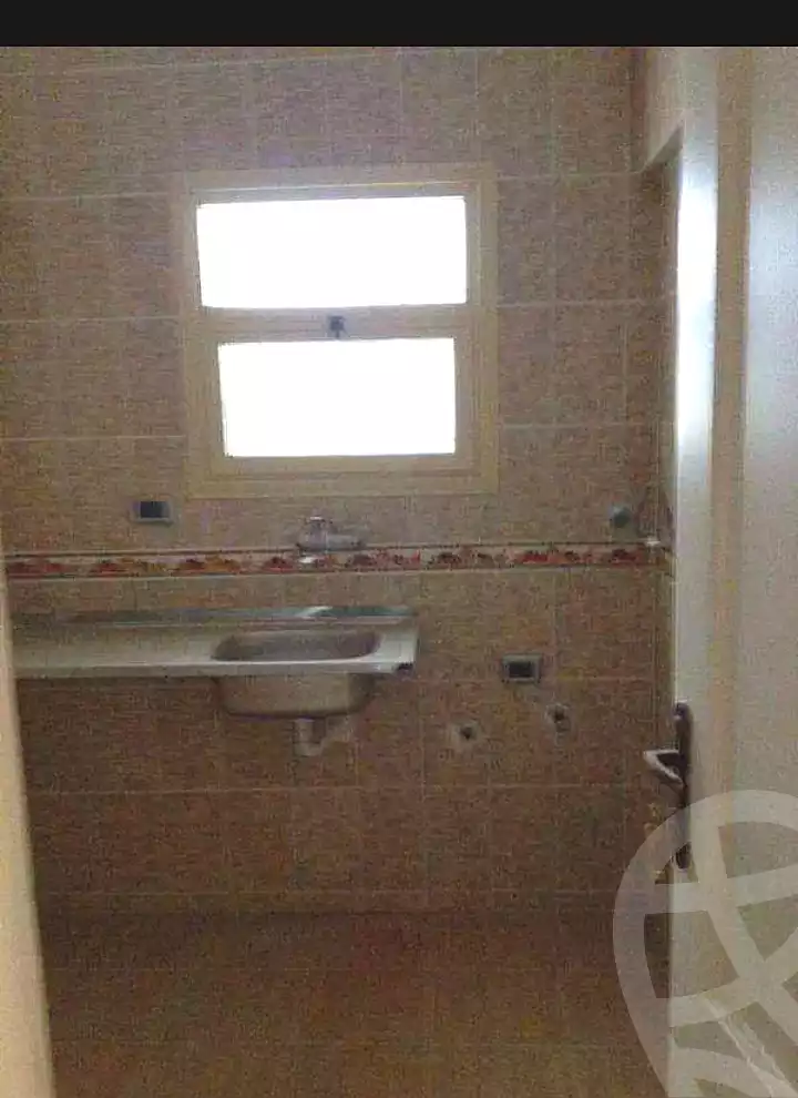 https://aqarmap.com.eg/en/listing/7103296-for-rent-alexandria-lsywf