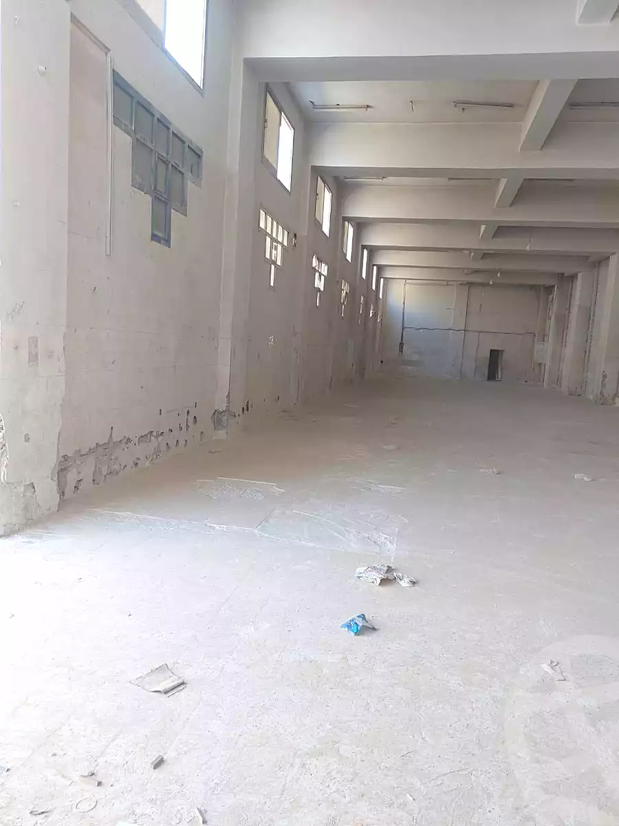 https://aqarmap.com.eg/ar/listing/7103429-for-sale-cairo-6th-of-october-el-mantqa-el-snaaaya-industrial-zone-1
