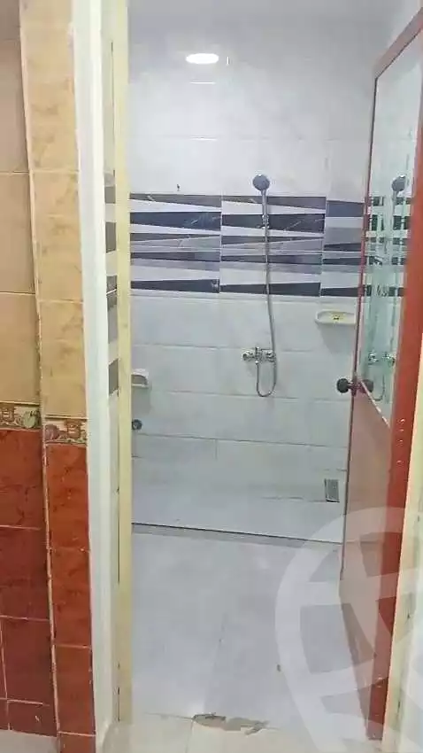 https://aqarmap.com.eg/en/listing/7103454-for-rent-alexandria-lsywf-el-falki