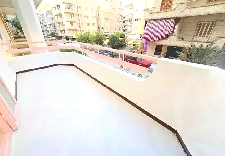 https://aqarmap.com.eg/ar/listing/7103501-for-sale-alexandria-al-agamy-shataa-el-nakheel