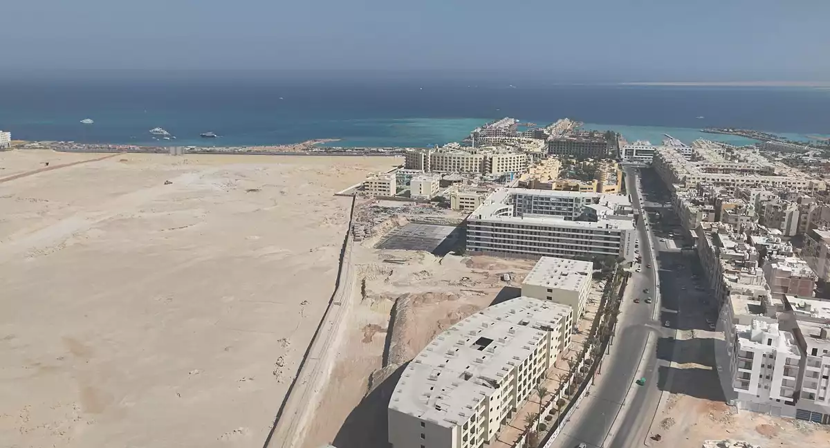 https://aqarmap.com.eg/ar/listing/7103508-for-sale-red-sea-hurghada-resorts-la-mora-resort
