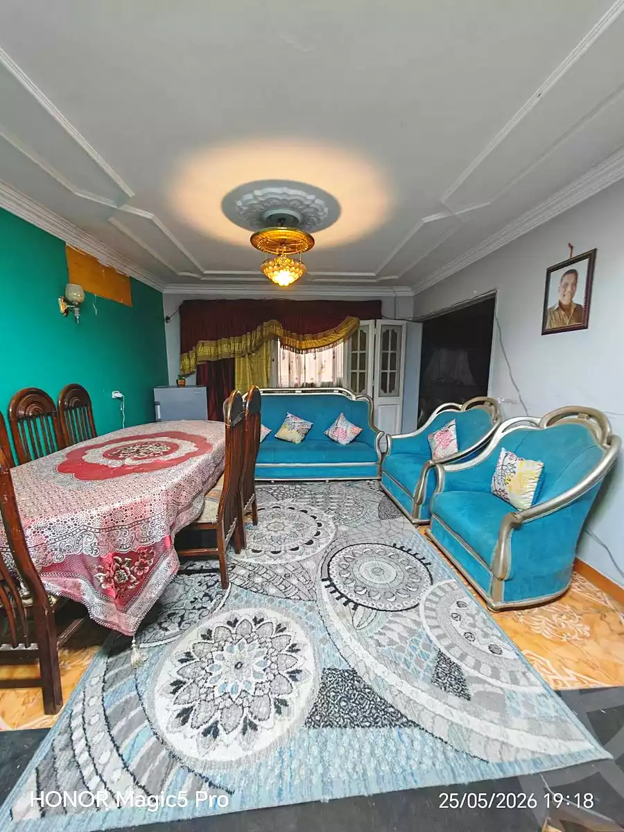 https://aqarmap.com.eg/en/listing/7103726-for-sale-cairo-helwan-helwan-el-sharkeya-borhan-st