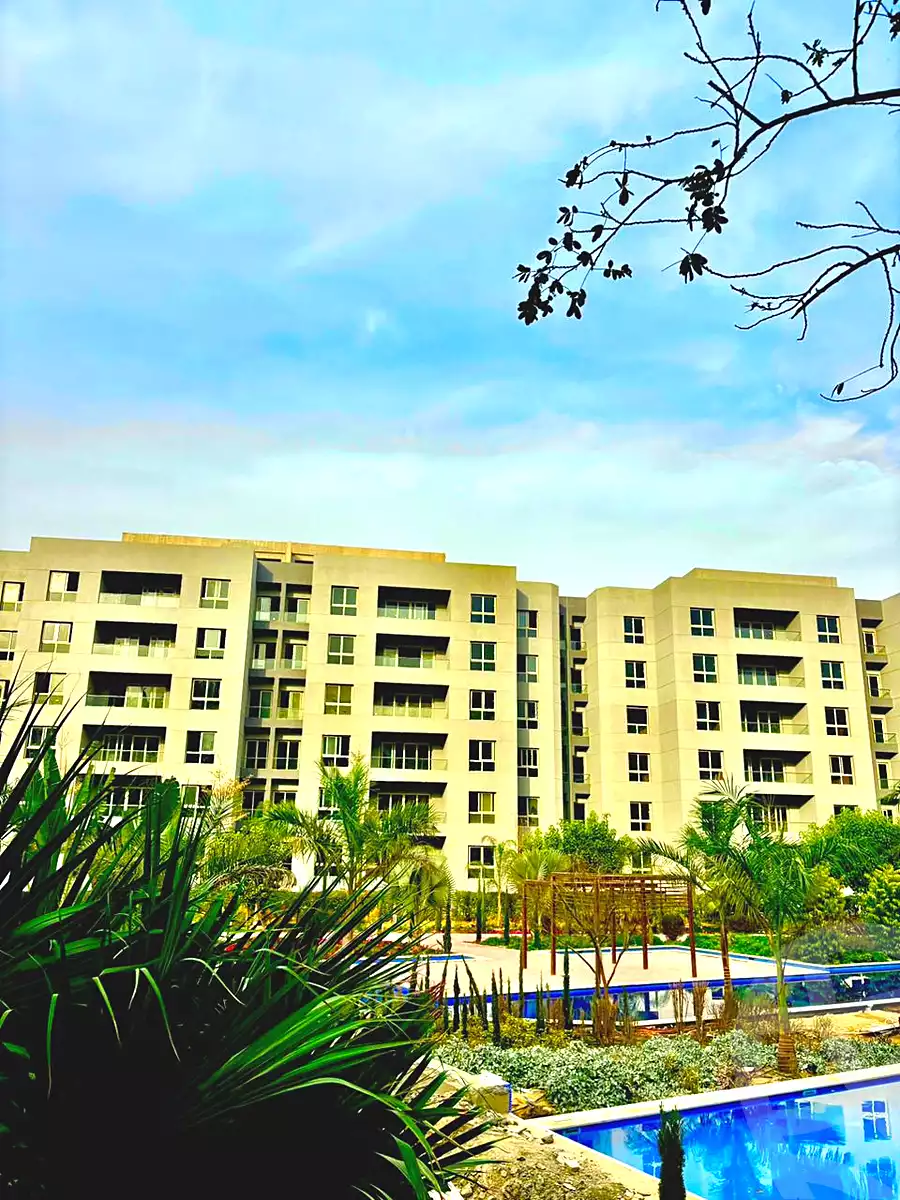 https://aqarmap.com.eg/ar/listing/7103590-for-sale-cairo-new-cairo-lmstqbl-syty-compounds-zyzyny-lmstqbl-rdk-llttwyr