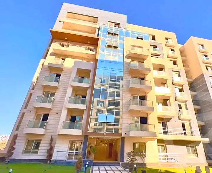 https://aqarmap.com.eg/ar/listing/7095327-for-sale-cairo-new-administrative-capital-r7-oia