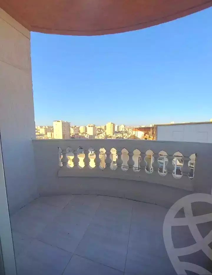 https://aqarmap.com.eg/ar/listing/7103986-for-sale-alexandria-al-agamy-shataa-el-nakheel