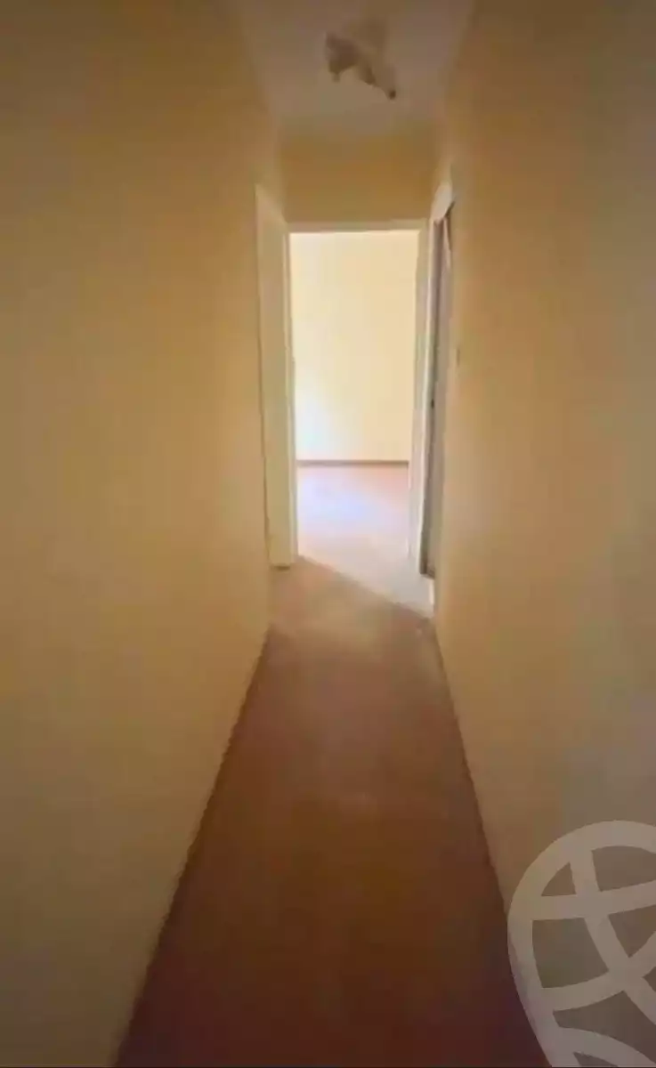 https://aqarmap.com.eg/ar/listing/7104068-for-rent-alexandria-ganaklis-shr-mrtdy-bsh