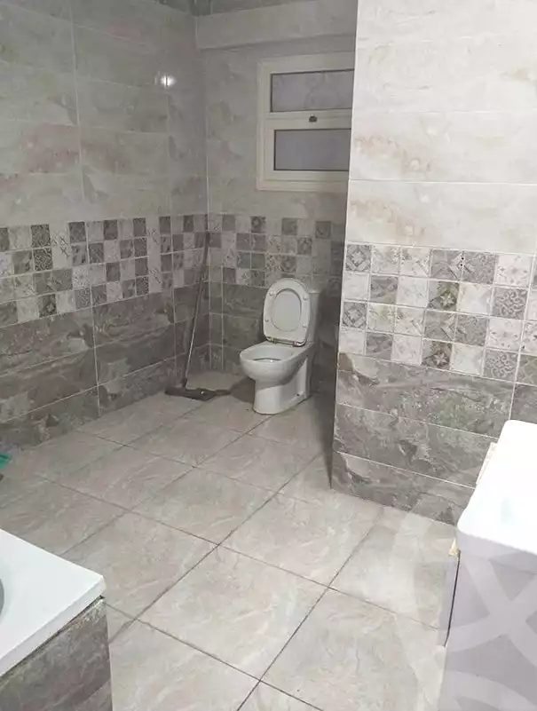 https://aqarmap.com.eg/en/listing/7104155-for-sale-alexandria-lsywf-city-light-compound