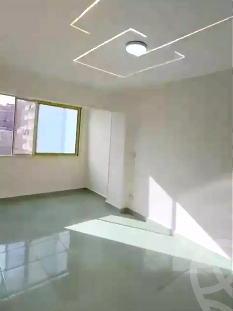 https://aqarmap.com.eg/en/listing/7104346-for-sale-alexandria-sydy-bshr-sydy-bshr-bhry-shr-mhmwd-l-yswy