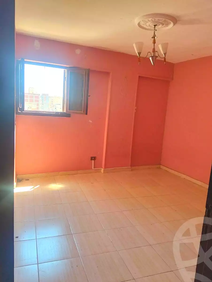 https://aqarmap.com.eg/ar/listing/7104373-for-rent-alexandria-ganaklis