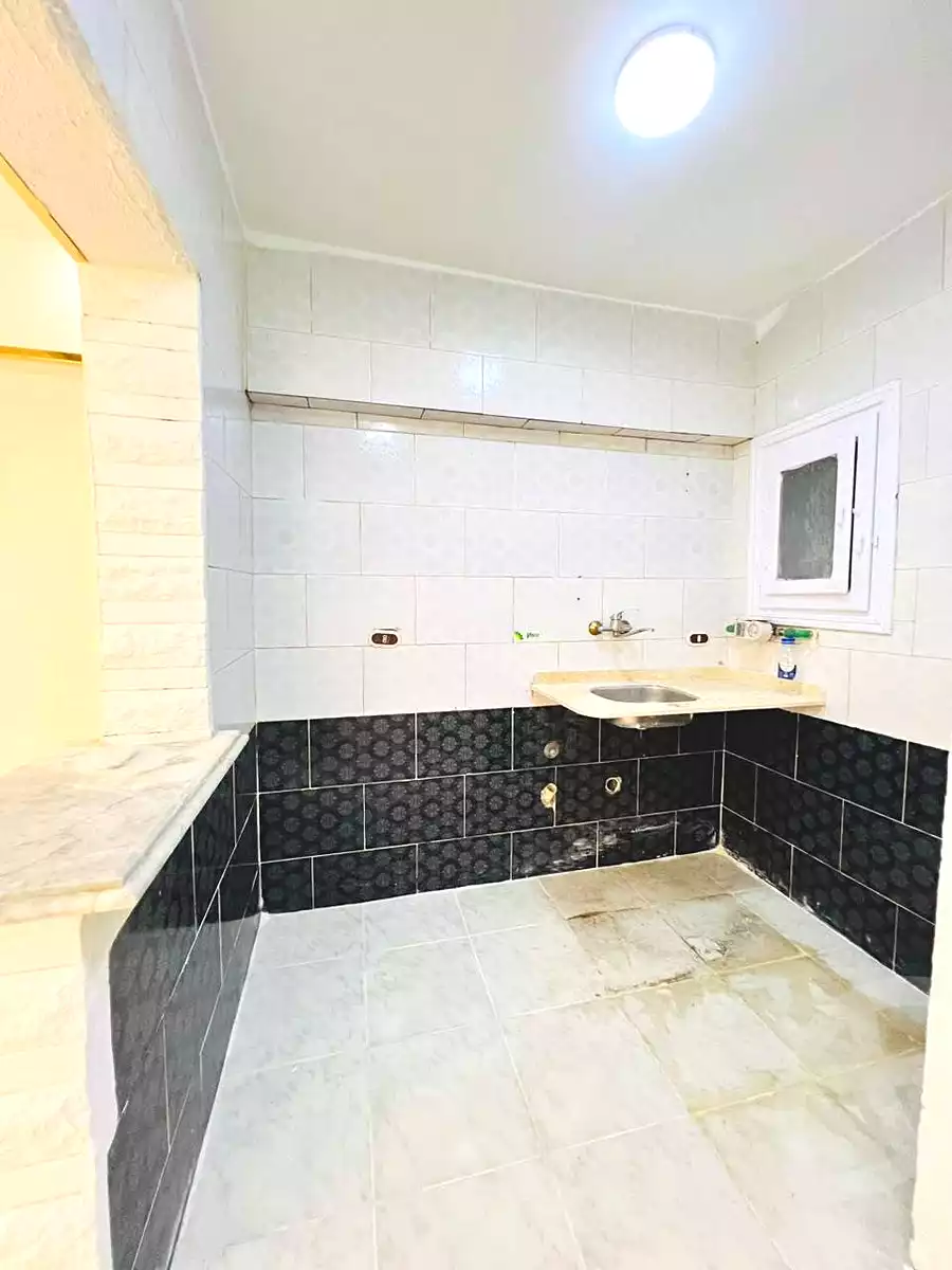 https://aqarmap.com.eg/ar/listing/7104472-for-sale-alexandria-al-agamy-shataa-el-nakheel