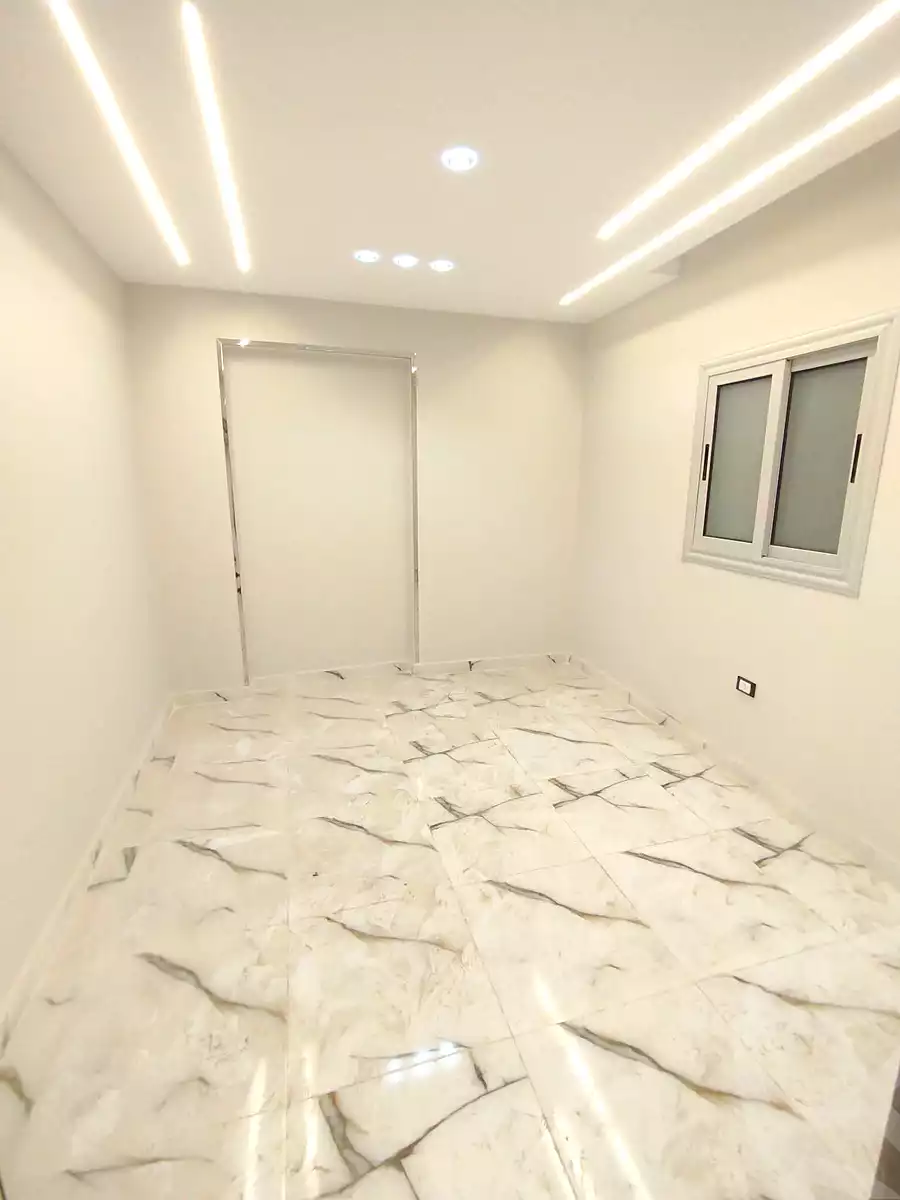 https://aqarmap.com.eg/ar/listing/7104490-for-sale-alexandria-lsywf-el-falki