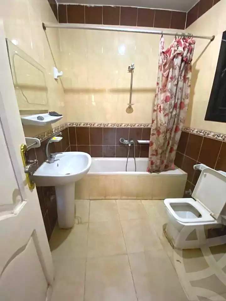 https://aqarmap.com.eg/en/listing/7104846-for-rent-cairo-el-haram-shareaa-el-haram