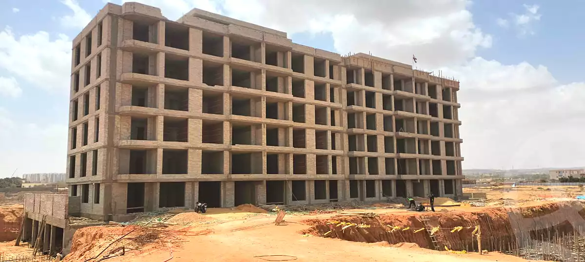 https://aqarmap.com.eg/ar/listing/7104898-for-sale-cairo-el-sheikh-zayed-city-compounds-rovan-city-epd
