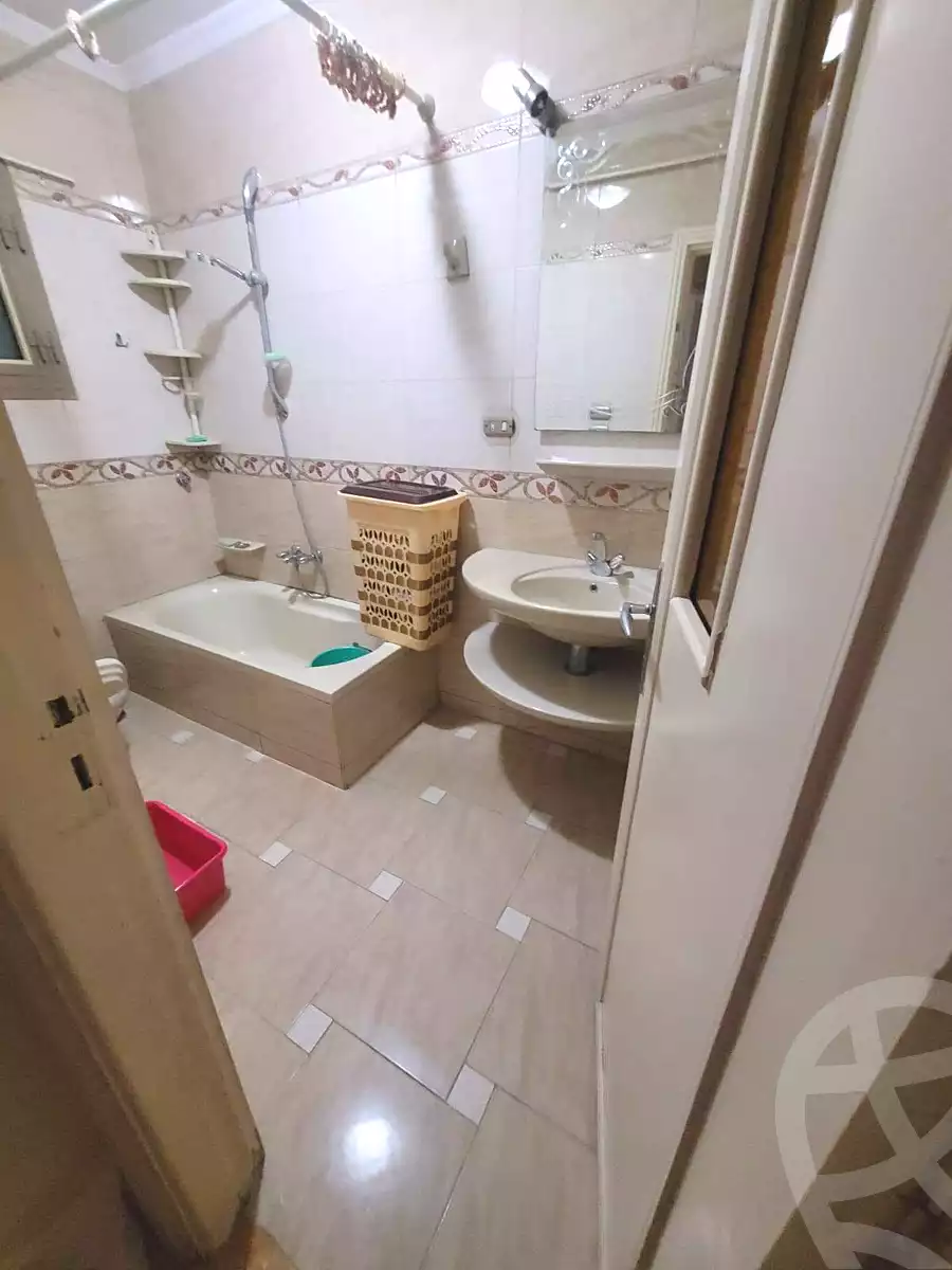 https://aqarmap.com.eg/ar/listing/7105337-for-sale-alexandria-sydy-bshr-sydy-bshr-bhry