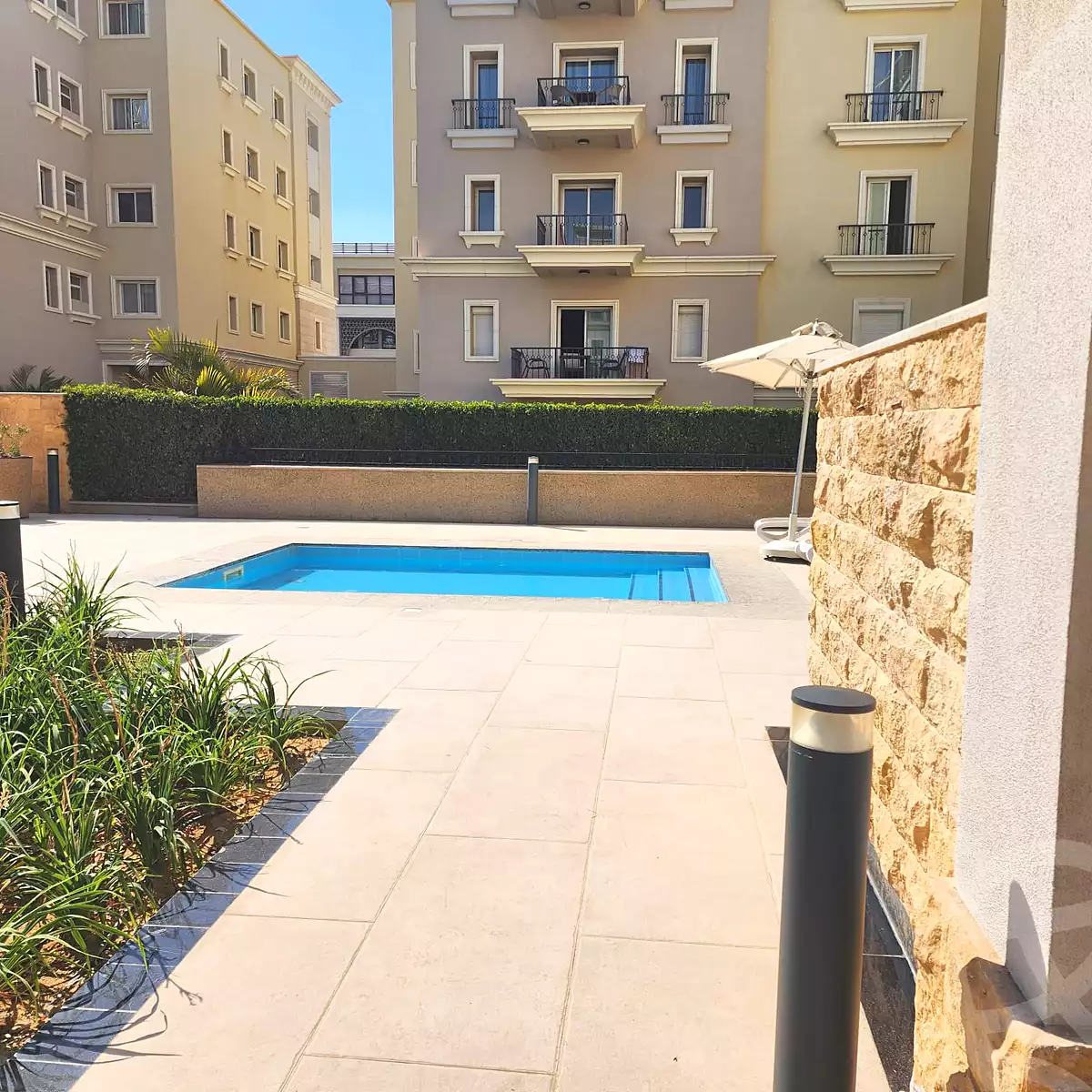 https://aqarmap.com.eg/ar/listing/7105422-for-rent-cairo-new-cairo-compounds-mivida-boulevard-mivida