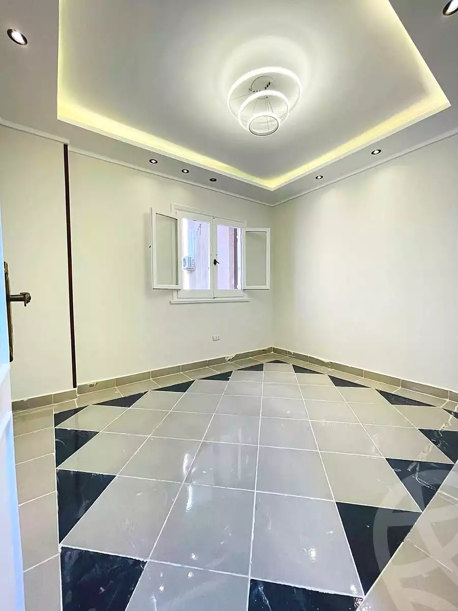 https://aqarmap.com.eg/ar/listing/7105523-for-sale-alexandria-al-agamy-shataa-el-nakheel