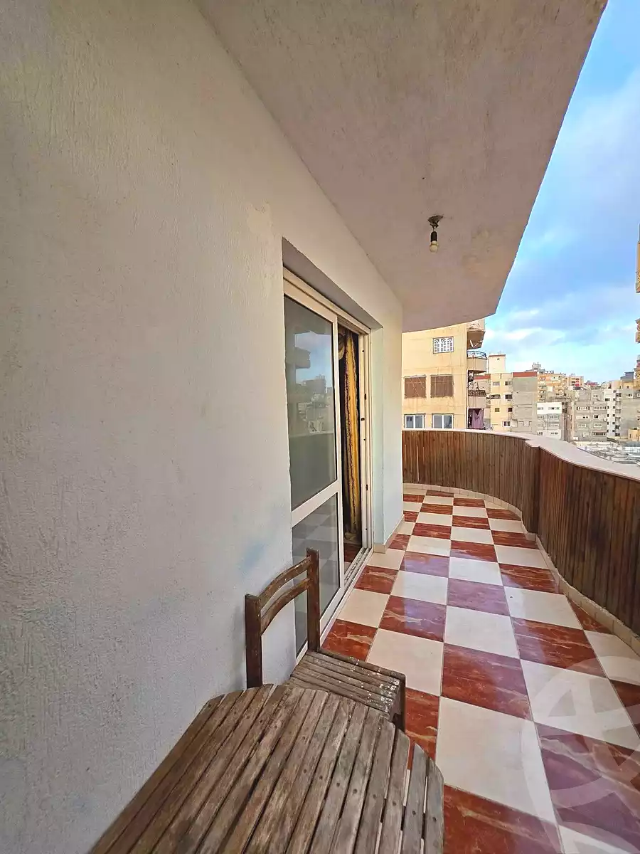 https://aqarmap.com.eg/en/listing/7105594-for-sale-alexandria-el-asafra-l-sfr-bhry-el-geish-rd