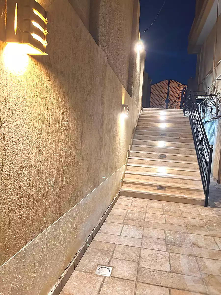 https://aqarmap.com.eg/ar/listing/7105690-for-rent-cairo-new-cairo-ganob-el-akadamiya-south-academy-h-amr-ibn-el-ass-st