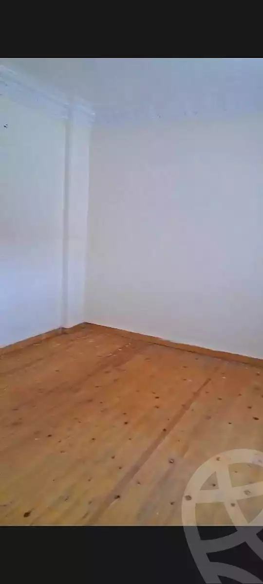 https://aqarmap.com.eg/en/listing/7106057-for-sale-alexandria-camp-cesar