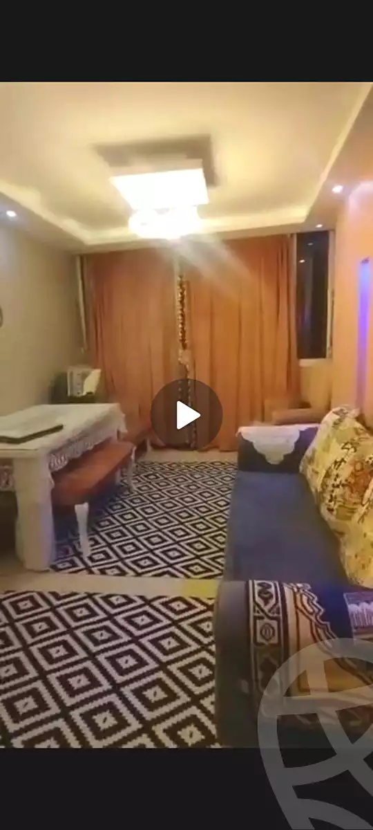 https://aqarmap.com.eg/en/listing/7106244-for-sale-cairo-el-haram-shareaa-khatem-el-morsalen