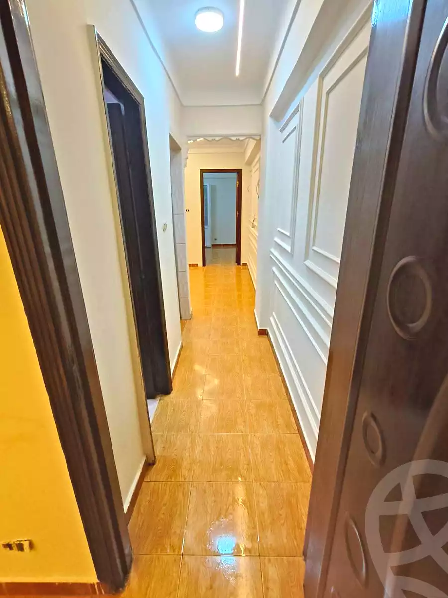 https://aqarmap.com.eg/ar/listing/7106272-for-sale-alexandria-lsywf-el-falki