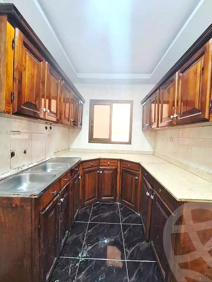 https://aqarmap.com.eg/ar/listing/7106282-for-sale-alexandria-al-agamy-shataa-el-nakheel