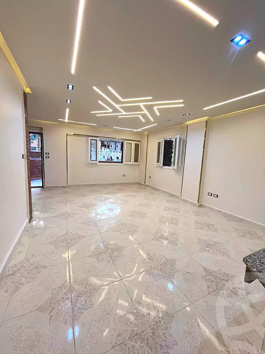 https://aqarmap.com.eg/ar/listing/7106344-for-sale-alexandria-al-agamy-shataa-el-nakheel