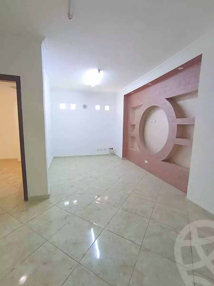 https://aqarmap.com.eg/ar/listing/7106422-for-sale-cairo-helwan-helwan-el-sharkeya-ismael-kamel-st
