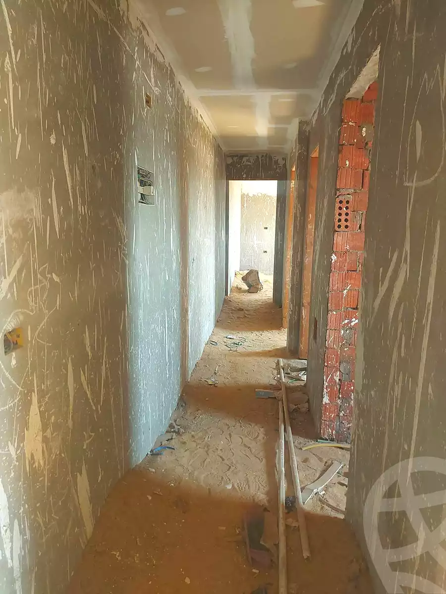 https://aqarmap.com.eg/ar/listing/7106587-for-sale-cairo-helwan-el-shareaa-el-sharby-st
