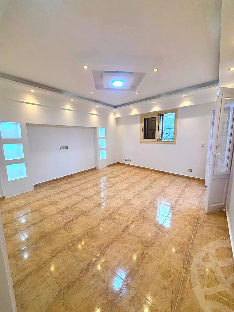 https://aqarmap.com.eg/en/listing/7106811-for-sale-alexandria-miami-mahmoud-el-isawy-st