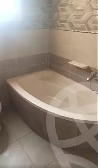 https://aqarmap.com.eg/ar/listing/7107651-for-sale-cairo-el-haram-el-maryotya-nazlet-el-seesy-st