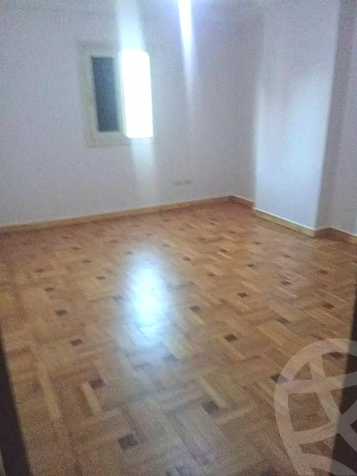 https://aqarmap.com.eg/en/listing/7108037-for-rent-alexandria-ganaklis-shr-bw-qyr-tryq-lhry