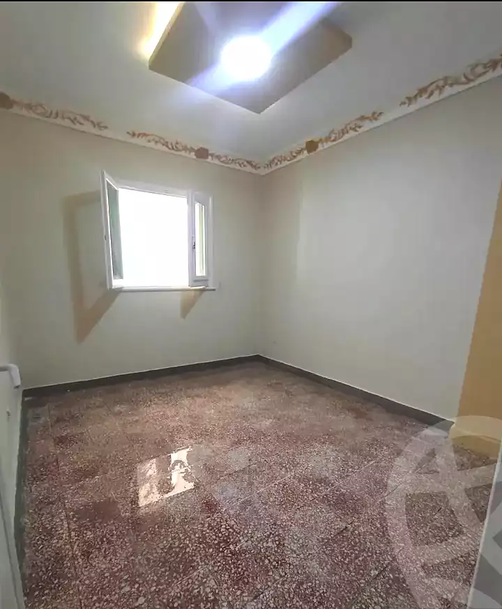 https://aqarmap.com.eg/ar/listing/7108100-for-sale-alexandria-al-agamy-lbytsh-el-hanafeya-st