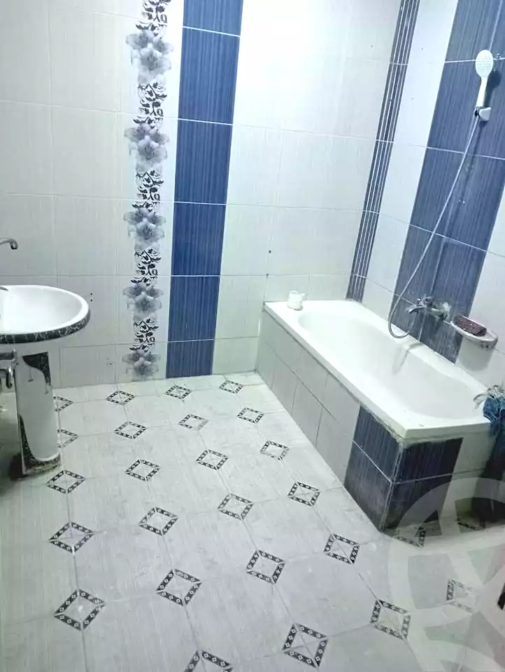 https://aqarmap.com.eg/ar/listing/7107766-for-rent-alexandria-lsywf-el-seyouf-qebly-el-ras-el-souda