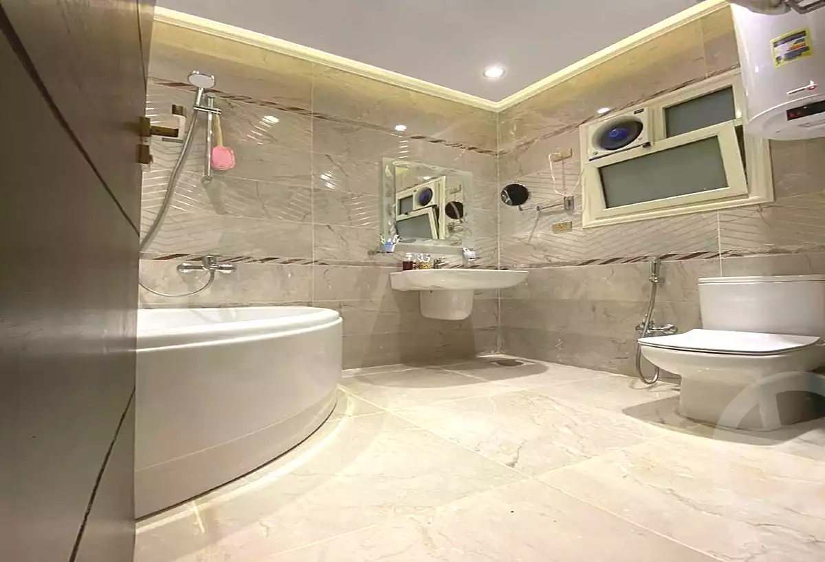 https://aqarmap.com.eg/en/listing/7108844-for-sale-cairo-nasr-city-abbas-el-akkad