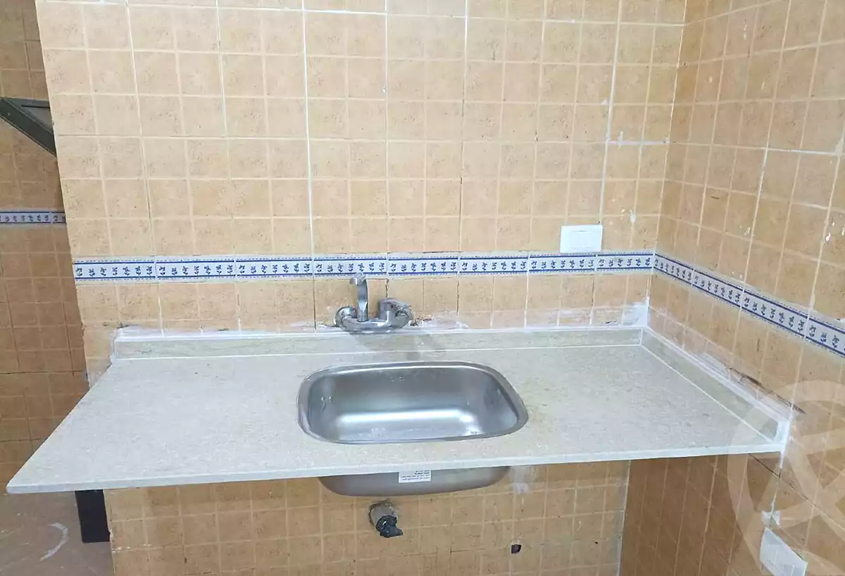 https://aqarmap.com.eg/ar/listing/7108890-for-sale-cairo-new-cairo-lrhb-city-mtdd-lrhb-phase-9