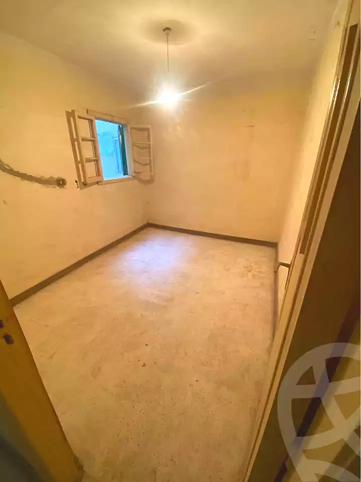 https://aqarmap.com.eg/ar/listing/7108953-for-sale-alexandria-ganaklis