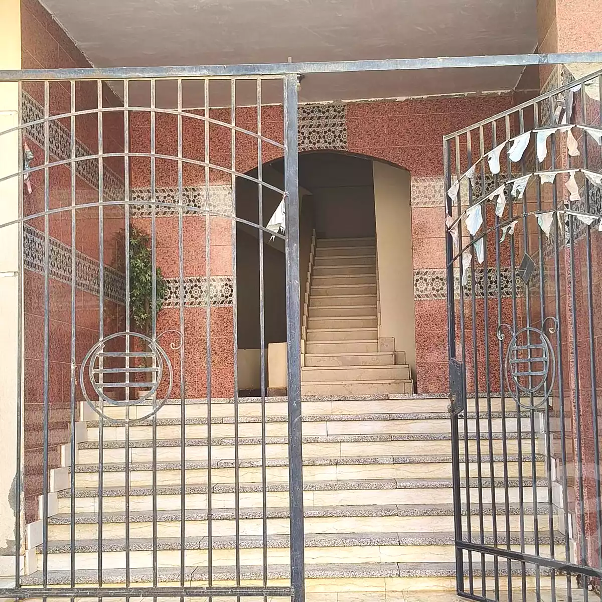 https://aqarmap.com.eg/ar/listing/7108945-for-sale-cairo-new-cairo-compounds-gardenia-hights-abo-el-hawl-abo-el-hawl-1