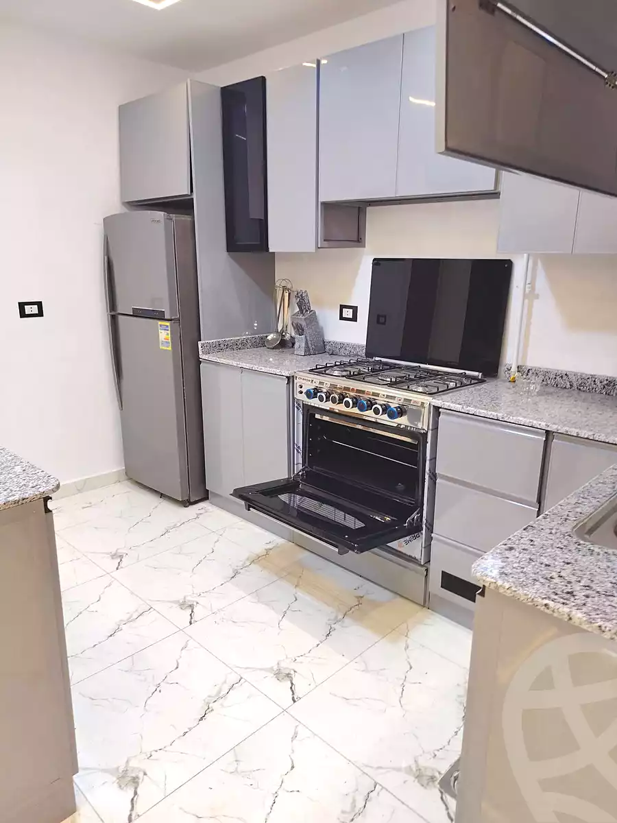 https://aqarmap.com.eg/ar/listing/7109114-for-sale-cairo-dokki-mohey-el-din-abo-el-ezz
