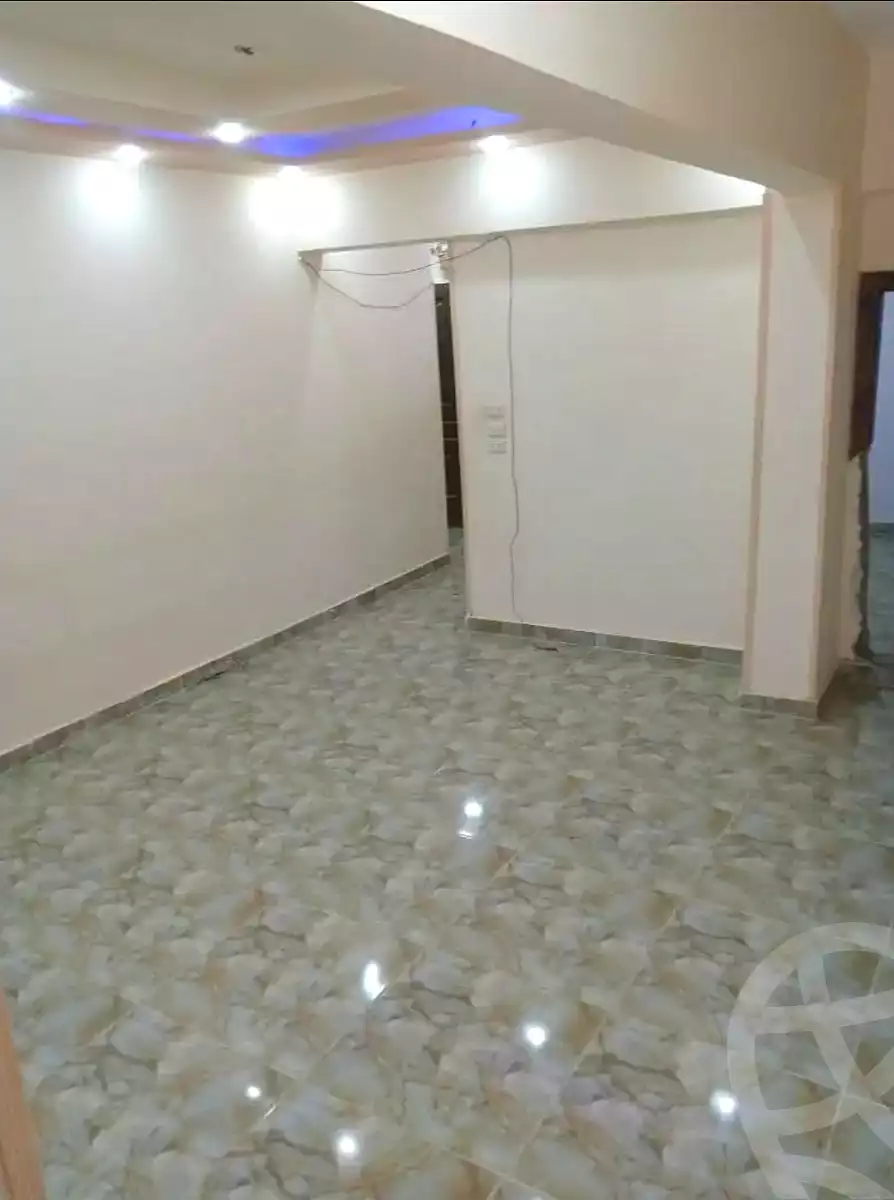 https://aqarmap.com.eg/ar/listing/7109115-for-sale-alexandria-al-agamy-el-hanouvel-el-shaheed-ahmed-hamdy-st