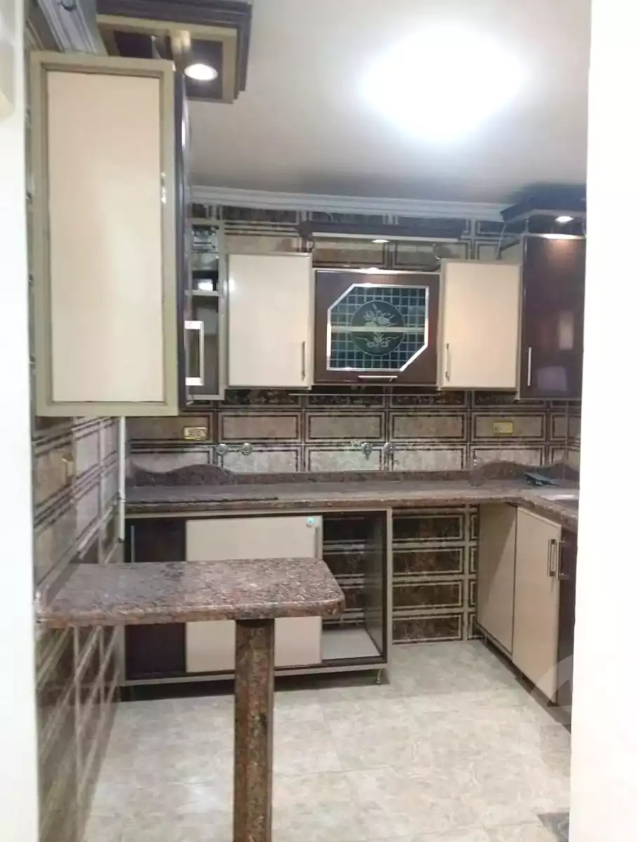 https://aqarmap.com.eg/ar/listing/7109781-for-sale-alexandria-al-agamy-lbytsh-al-kaada-st