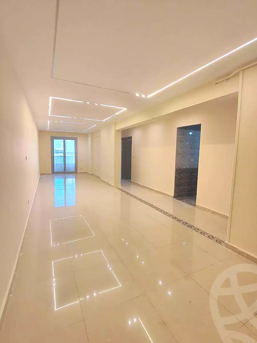 https://aqarmap.com.eg/ar/listing/7109860-for-sale-alexandria-el-asafra-shr-45