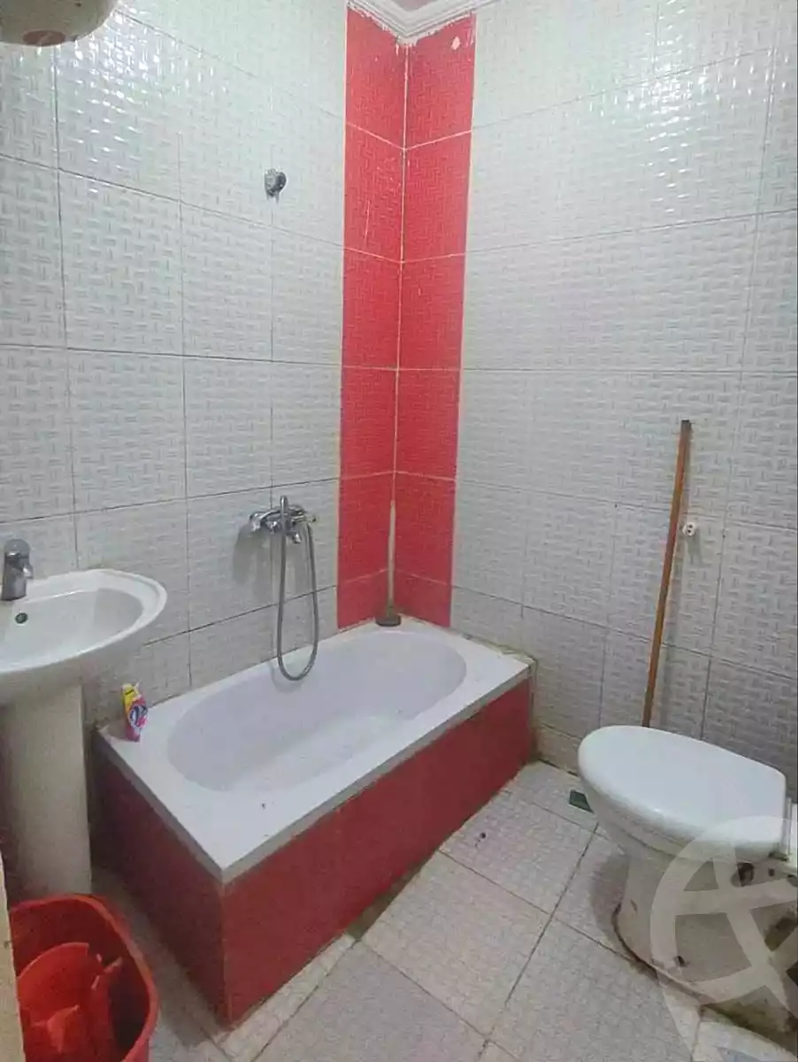 https://aqarmap.com.eg/ar/listing/7110124-for-sale-alexandria-sydy-bshr-sydy-bshr-bhry-shr-khld-bn-lwlyd