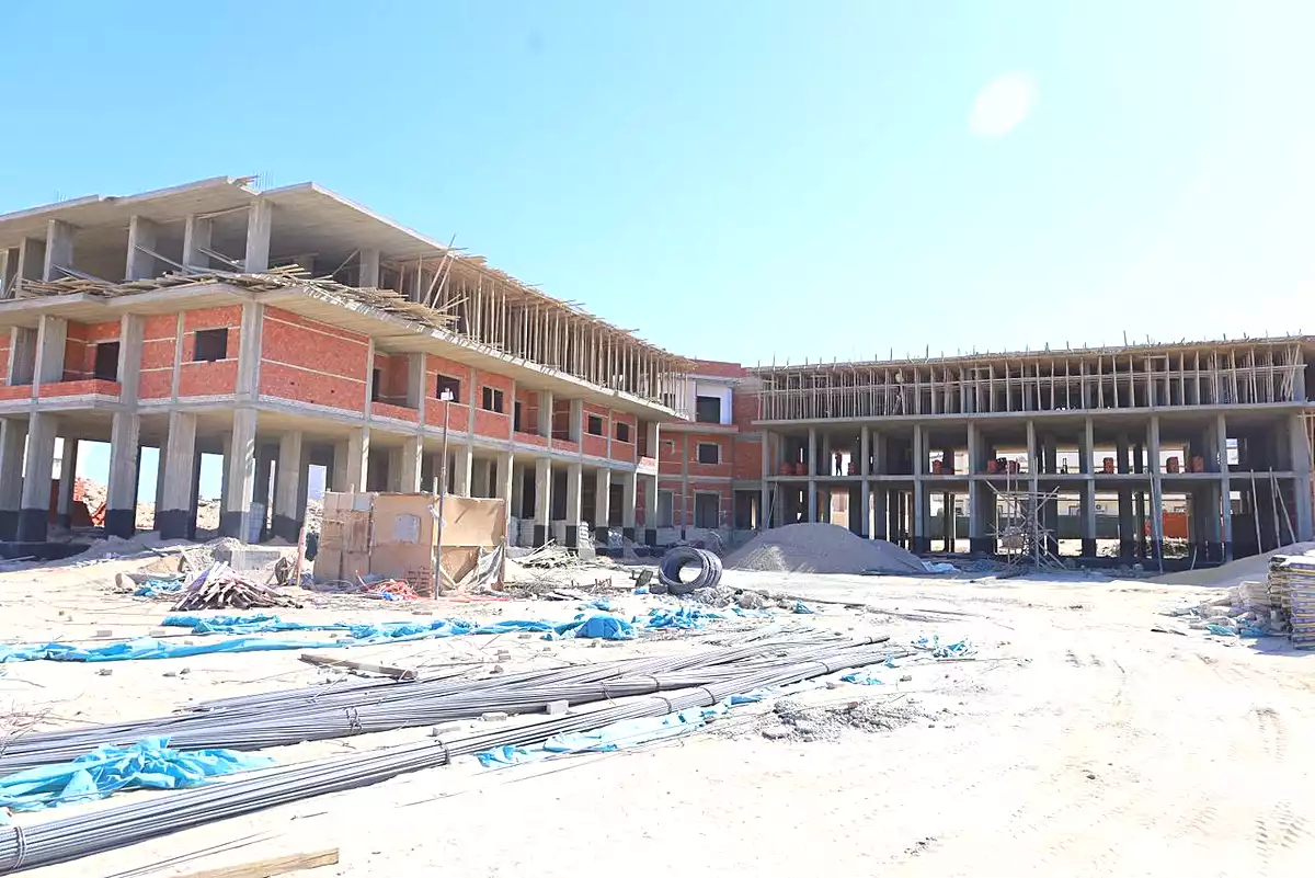 https://aqarmap.com.eg/ar/listing/7110281-for-sale-red-sea-hy-lkwthr