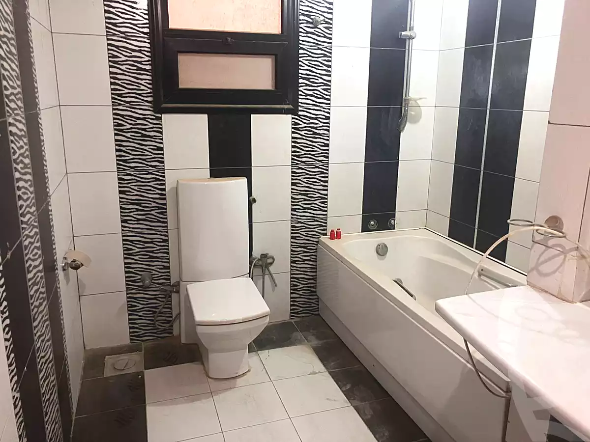 https://aqarmap.com.eg/ar/listing/7110236-for-sale-cairo-mokattam-lhdb-l-ly-shr-krym-bnwn