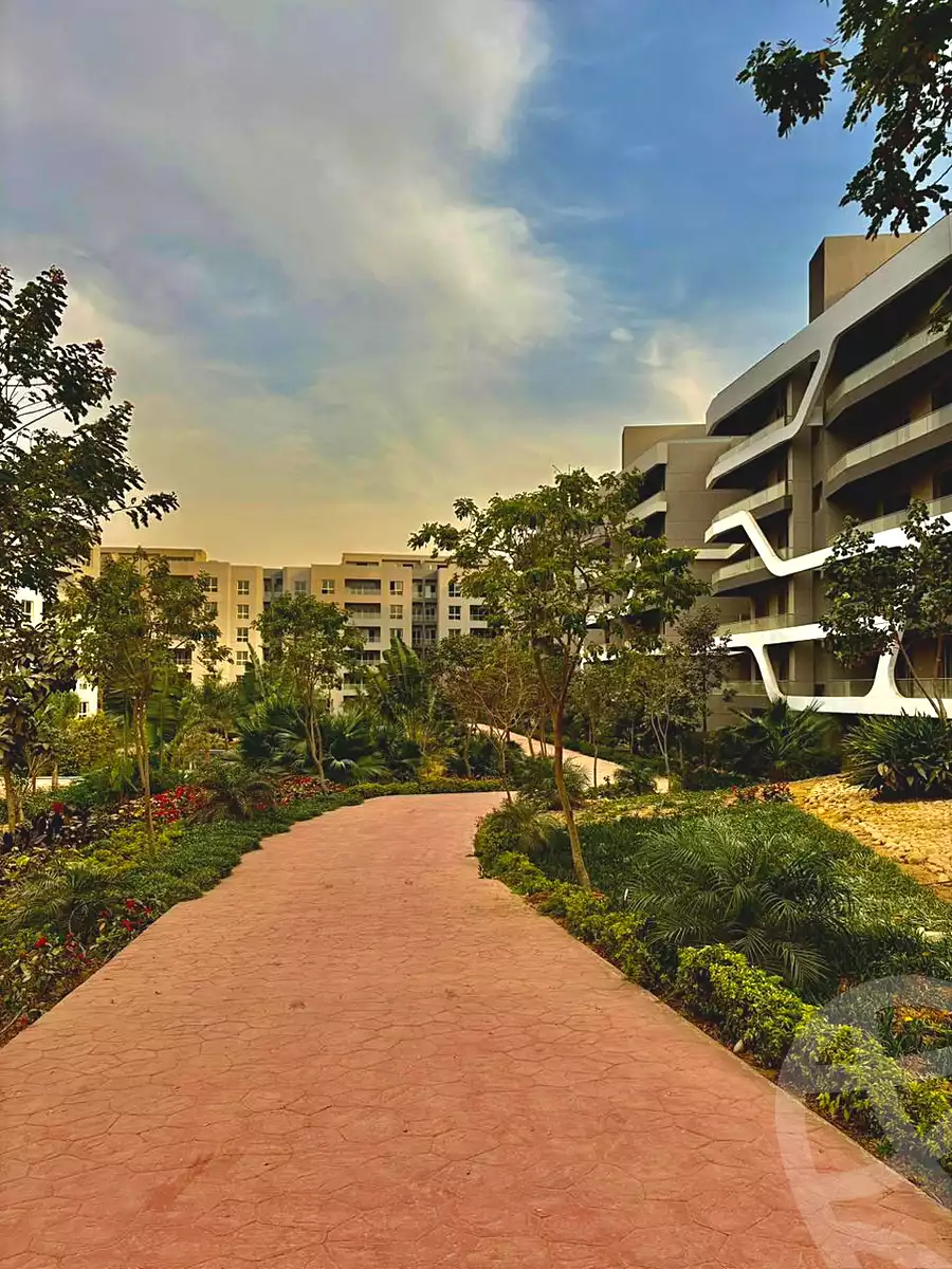 https://aqarmap.com.eg/ar/listing/7110538-for-sale-cairo-new-cairo-lmstqbl-syty-compounds-zyzyny-lmstqbl-rdk-llttwyr